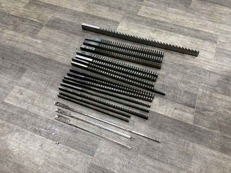 1-1/4" X 12" DAVIS MODEL #5 KEYSEATER: STOCK #80811