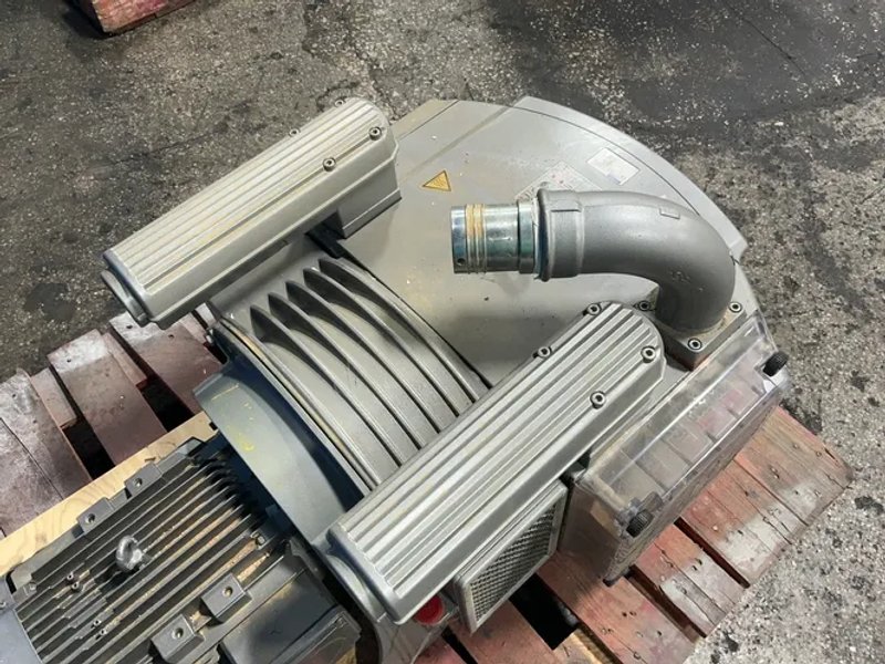 Becker 5.5 / 6.4 Kw  Rotary Vane Vacuum Pump - Vtlf2.250/0-79