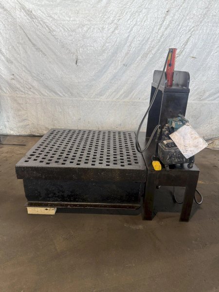 60" X 60" ACORN WELDING TABLE WITH STAND &amp; HYDRAULIC PRESS: YOBRO #26119