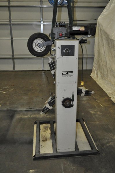600 LB X 6" DURANT UNCOILER STRAIGHTENER