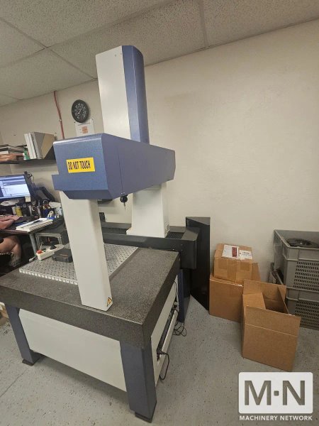 Mitutoyo Crysta Apex C547 CNC Coordinate Measuring Machine, 2009