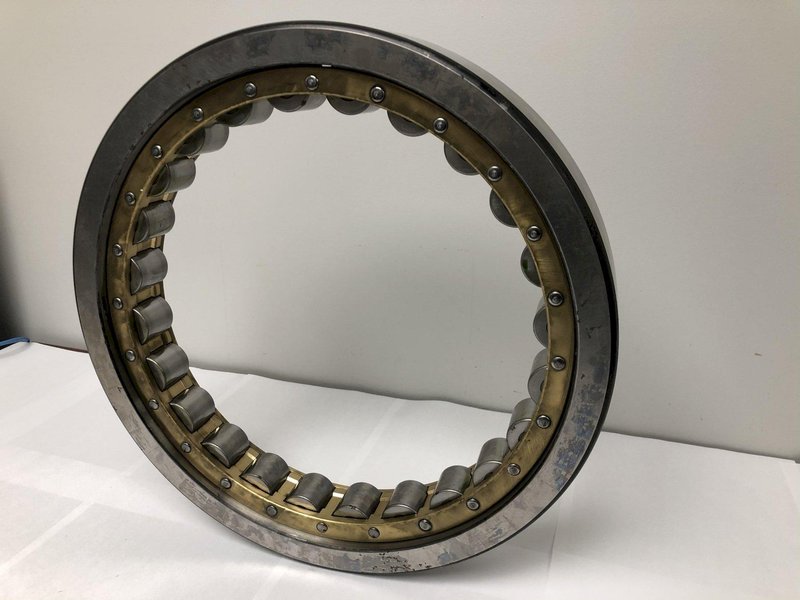 NSK RC-25 MODEL NU1052 COMPLETE CYNDRICAL BEARING: STOCK #14297
