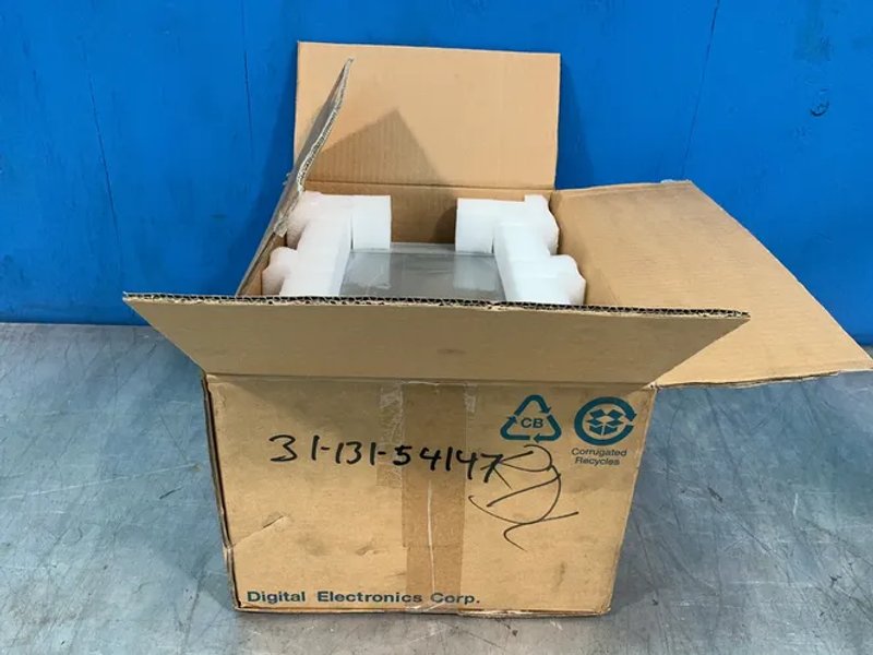 Pro-face Touch Screen Industrial Pc - Pfxpp160dd20n00n00