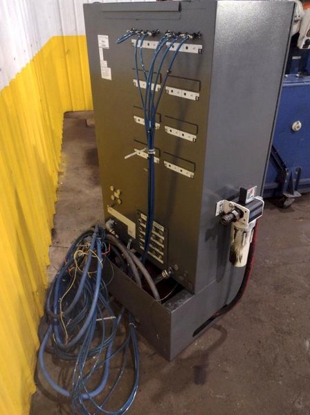 NORDSON POWDER COAT PAINT SYSTEM WITH FEEDER &amp; I-CONTROL. STOCK # 0985326