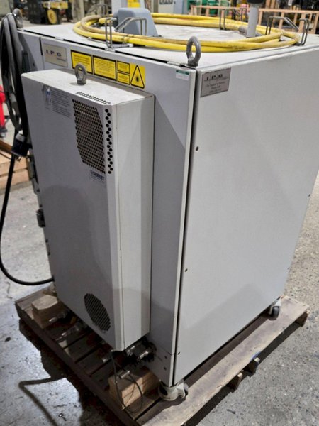 IPG PHOTONICS YLS-1000-S2T-TR Ytterbium Laser System USED