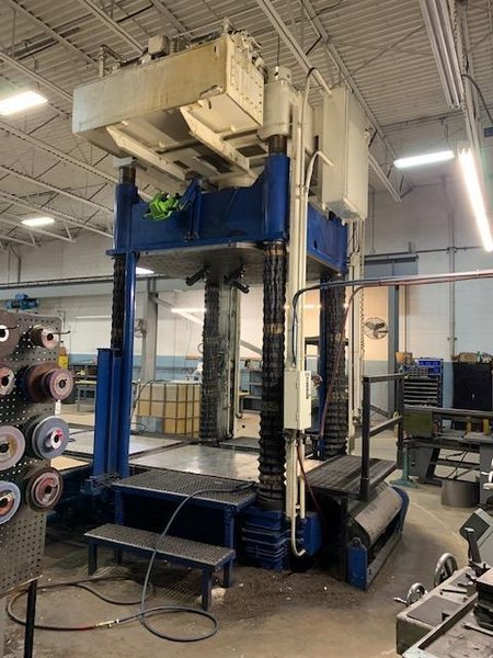 100 TON DAKE MODEL 918-527 HYDRAULIC SPOTTING PRESS. STOCK # 1261122