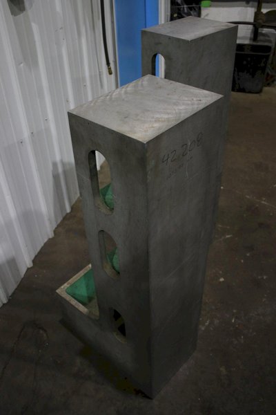 (1) PAIR 10-3/4" LONG X 20" WIDE X 42" HT ANGLE PLATES: STOCK #76639