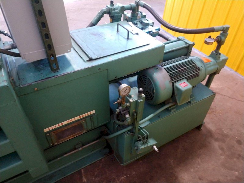 15" X 15" X 15 HP MAREN MODEL #111-297 HYDRAULIC HORIZONTAL AUTOMATIC CONTINUOUS BALER: STOCK #13505