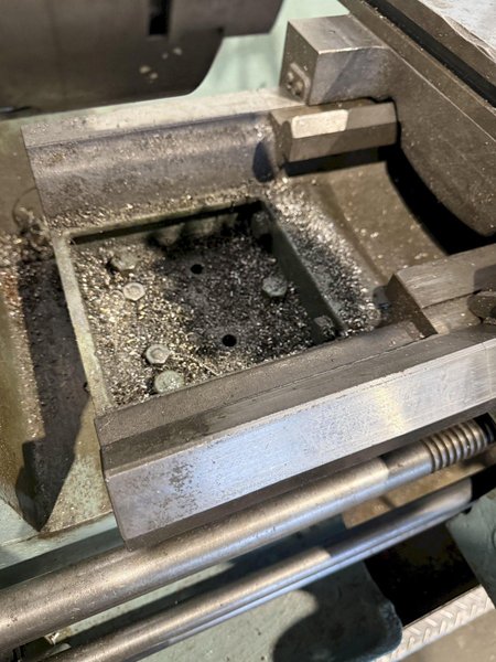 15" X 40" KEIYO-SEKI KG-1000 GAP BED LATHE. STOCK #1215125