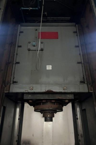 400 TON BLISS/MINSTER SL1-400-48 X 42 STRAIGHT SIDE LINK DRIVE PRESS