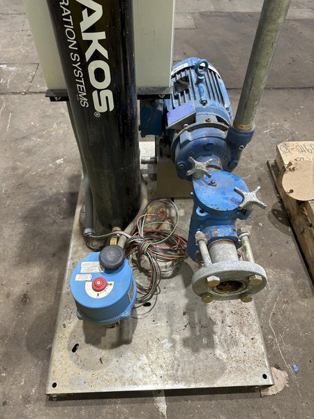 65 GPM X 3 HP LAKOS FILTRATION PUMP &amp; STRAINER: STOCK #21909