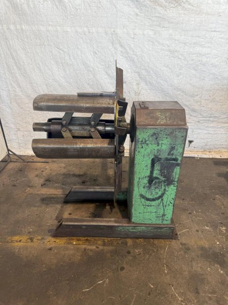 1,000 LB X 12" AMERICAN MODEL #60 PULL OFF COIL REEL UNCOILER : YOBRO #23925