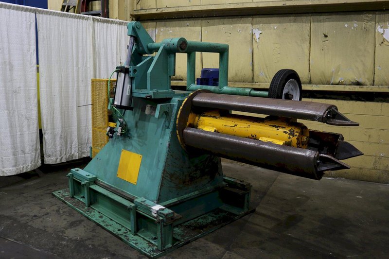 30000 X 48" B &amp; K MOTORIZED COIL REEL AND CAR: STOCK #73625