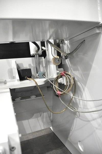 LVD - MVSC 3100 x 6 mm CNC