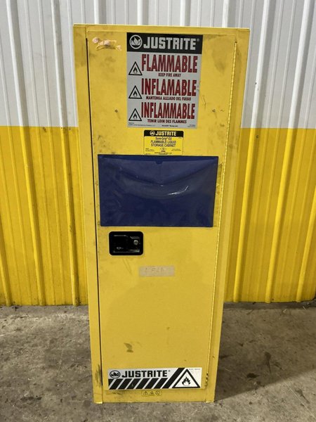 PAINT CABINET : YOBRO 26169