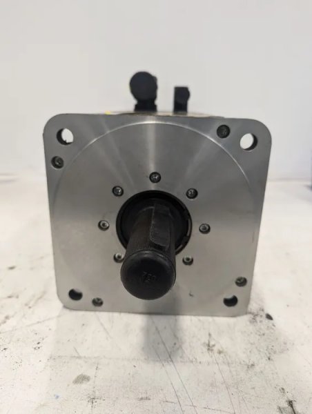KUKA KK67Y-YYYY-050 SERVO MOTOR USED