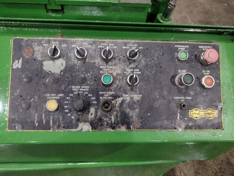 18" X 20" HYD-MECH MODEL V18 SERIES II VERTICAL BAND SAW: STOCK #24965