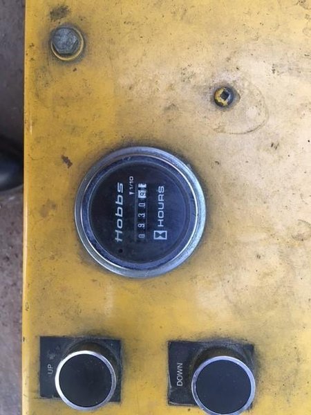 18' SKYJACK MAN LIFT STOCK #2957