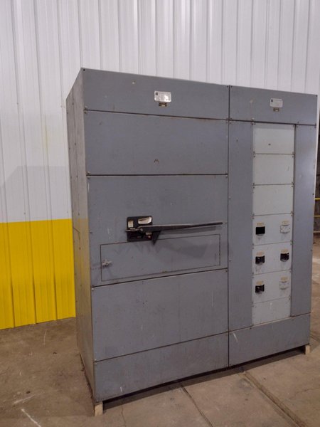 3000 AMP CUTLER-HAMMER ELECTRIC SWITCHBOARD PANEL: STOCK #18729