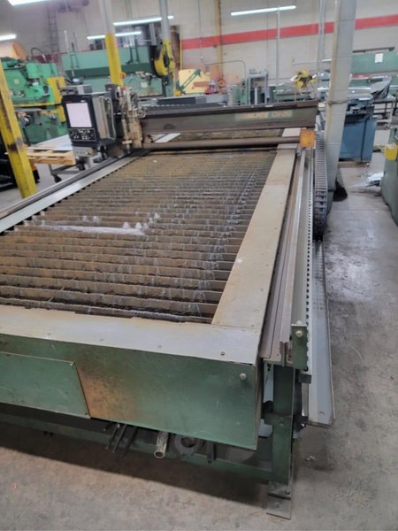 5′ x 20′ Linde CM250 CNC Plasma, 1990 – 65 Amp Hypertherm Powermax 65