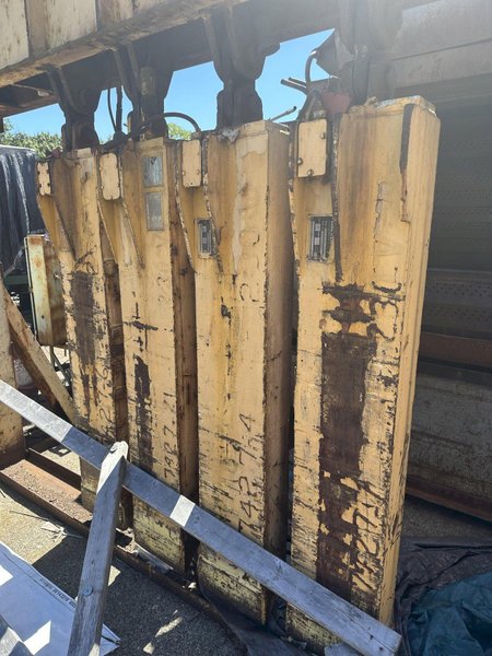 10,000 LBS x 14' WALKER MAGNETIC SPREADER LIFTING BEAM SYSTEM WITH (4) WALKER MAGNETS : STOCK 13389