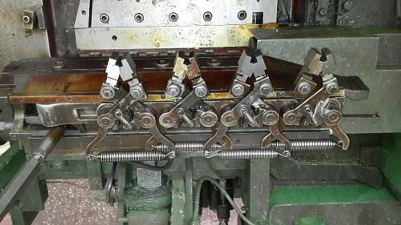 1" NATIONAL MODEL# 1000 LONG STROKE 4-DIE PROGRESSIVE HEADER
