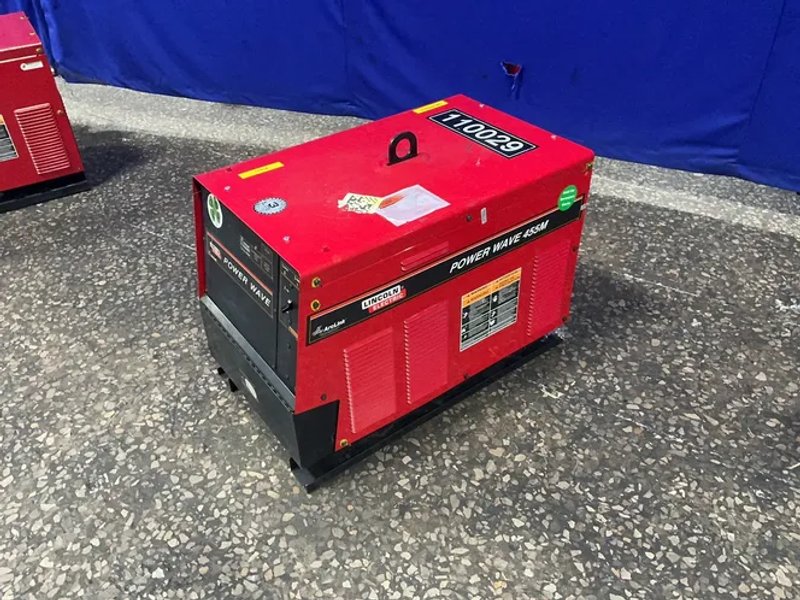 Lincoln Electric  455 Watts  Welder  - Powerwave455m