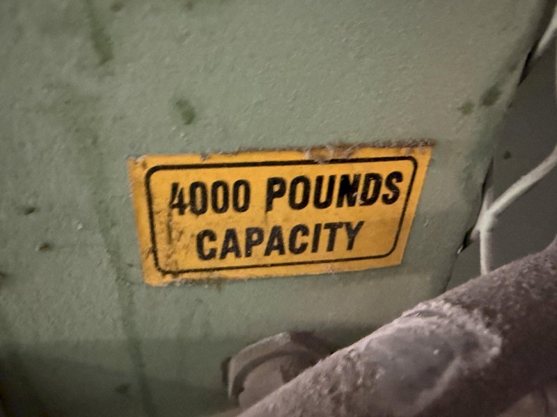 4000 LBS x 48" x 48" HERCULES IND MODEL HI-635 POWERED TILT DUMP HOPPER: YOBRO #26368