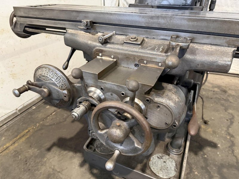 MILWAUKEE MODEL K NO. 3 K&amp;T MILWAUKEE VERTICAL MILL. STOCK # 0224326