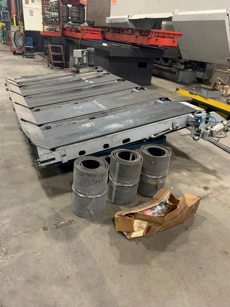 USED MET-FAB 3/8 X 10 SHEAR CONVEYOR WITH PNEUMATIC SHEET SUPPORTS