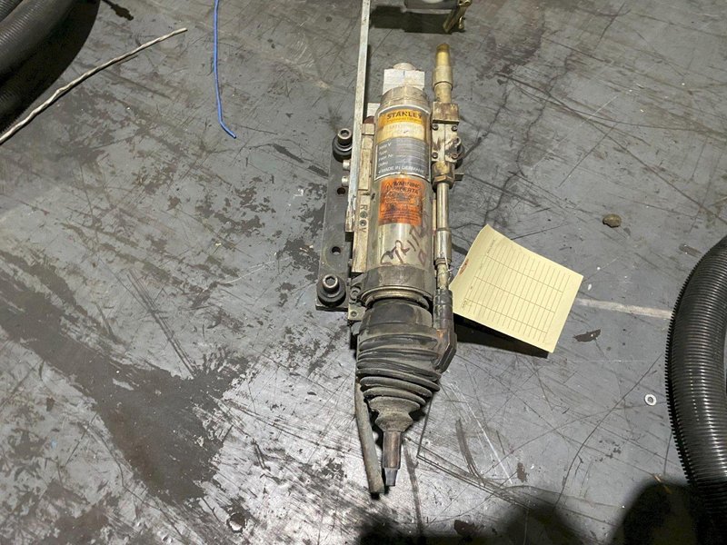 EMHART TUCKER LM240/310/K3100 Stud Welder Head USED