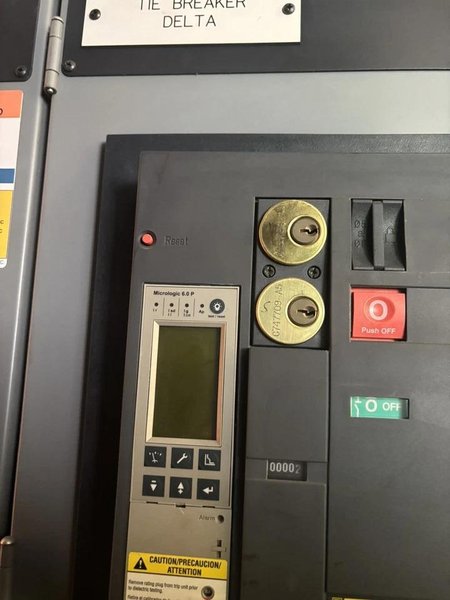 Square D 1600 Amp 2200v 700v 50ka Delta Wye Main Breaker Switchgear