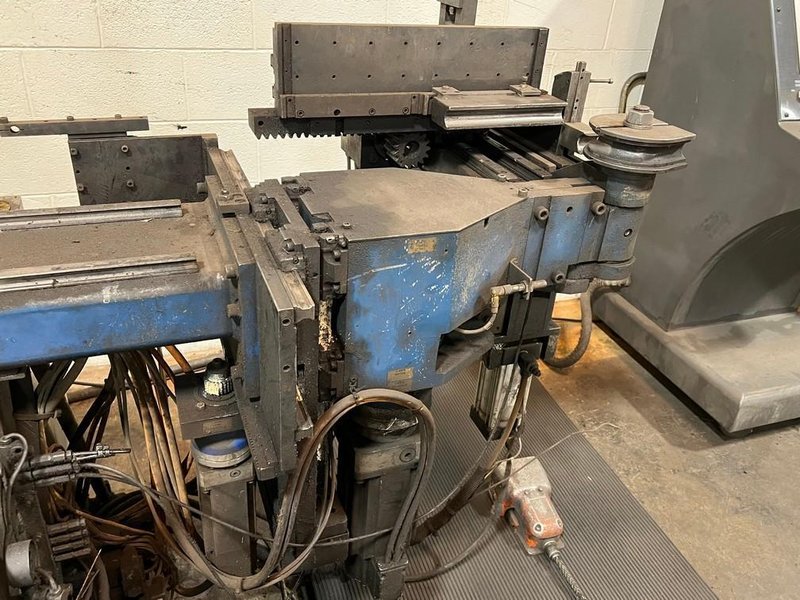 1" EATON-LEONARD VB-25 ELEC-RH CNC TUBE BENDER. STOCK # 1264822