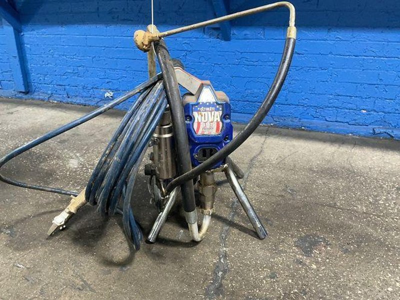 Graco Paint Sprayer - Nova 395