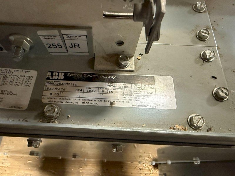 ABB 2500A Spectra Series Copper End Tap Box INDR, 600V, 3PH, 3WG NEW