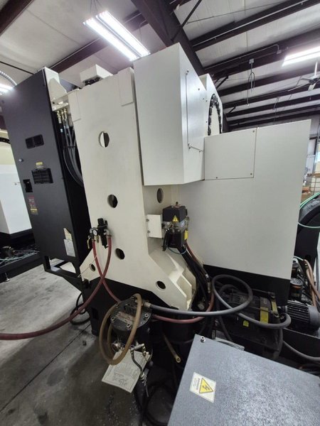 Hyundai Wia F400 CNC Vertical Machining Center, 2012 – Fanuc Control, 12,000 RPM