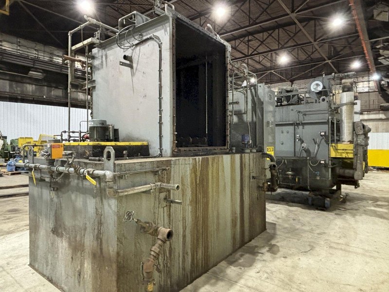 1950 DEGREE SURFACE COMBUSTION ALLCASE 3-30-48-30 GAS FIRED FURNACE: STOCK #20710
