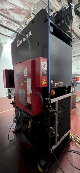 60 Ton Amada TPL60 SI Stamping Press, 2004 – Minster Uncoiler/Feeder