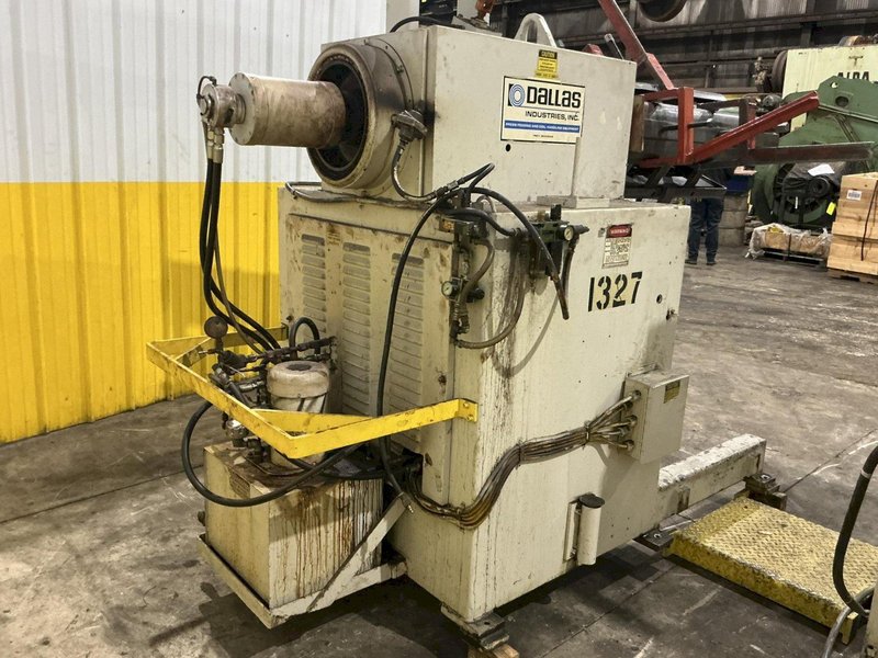 8,000 LBS X 24" X .125" DALLAS UNCOILER COIL REEL, MOTORIZED STRAIGHTENER - FEED LINE: YOBRO #24808