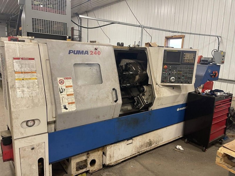 Daewoo Puma 240 CNC Lathe, 2005 – Fanuc, Tailstock