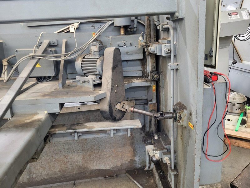 Atlantic 10′ 1/4″ Hydraulic Shear Model HDE 10 1/4