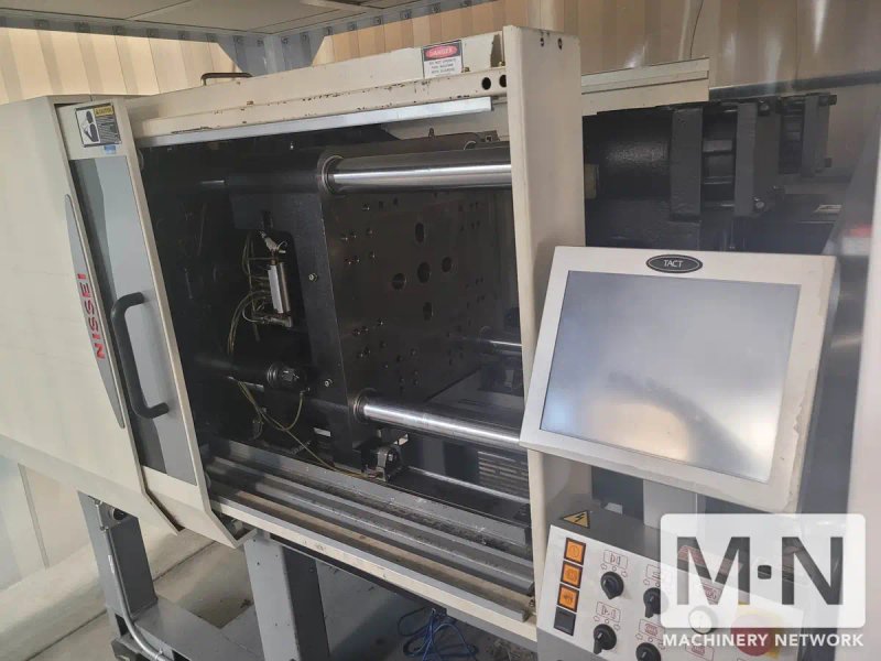 121 TON  2 OZ NISSEI MODEL NEX110-9E INJECTION MOLDING MACHINE MFG 2007