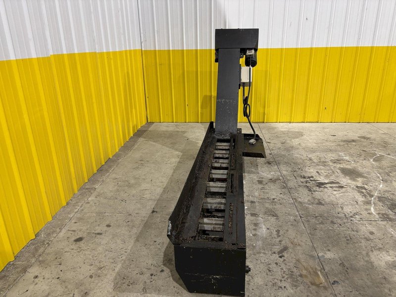 LK INCLINED PARTS CHIP CONVEYOR: STOCK 22285