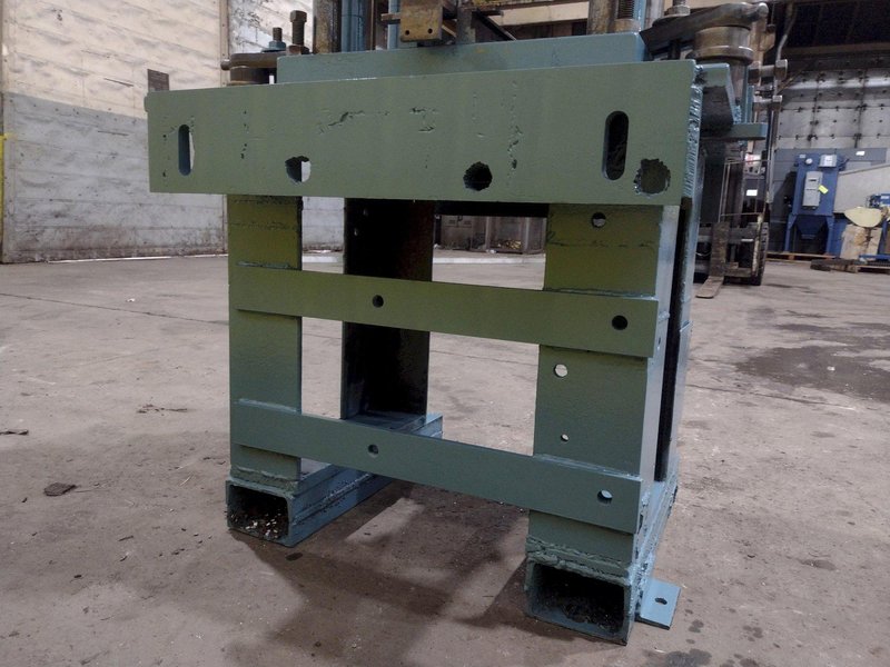 12 TON AIRAM PNEUMATIC CUTOFF PRESS: STOCK #11949