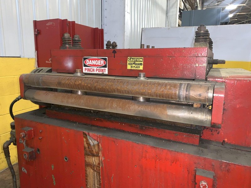 24" WIDE X .125" CWP MODEL #24C 7 ROLL POWERED COIL STRAIGHTENER: STOCK #13904