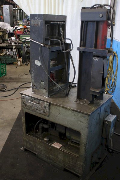 HYDRAULIC PIPE NOTCHER: STOCK #74721