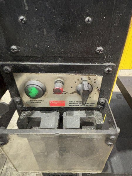 18" DAYTON MODEL #4TK02 VERTICAL BANDSAW W/ BLADE WELDER: YOBRO #23855