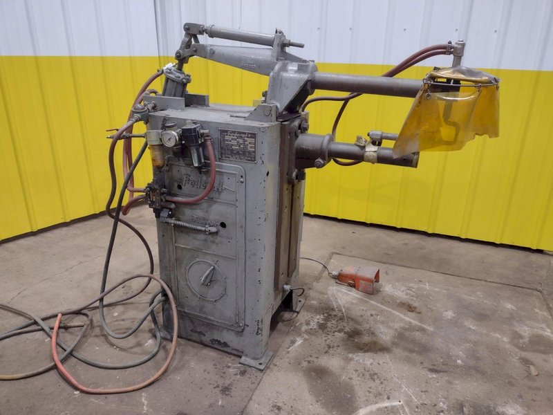 40 KVA x 8" FEDERAL MODEL #R6-36-M ROCKER ARM SPOT WELDER: STOCK #19286