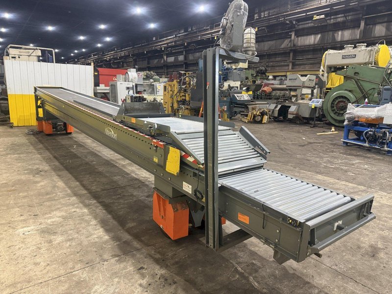 64 FT X 35" ROACH MODEL #TL2 TRUCKLOADER TWO-STAGE POWERED TELESCOPING ROLLER CONVEYOR: YOBRO #25707