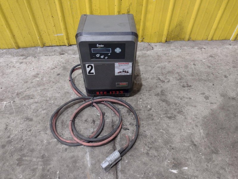 ENERSYS MODEL #EI3-HL-4Y BATTERY CHARGER: YOBRO #25426